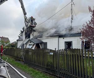 Alarm w Jagodniku. Najpierw wybuch, potem ogień! Są poszkodowani