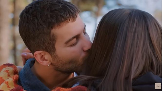 Miłość i nadzieja odc. 330. Zeynep, Cihan