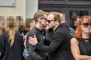 Barys Szyc na pogrzebie Arkadiusza Tomiaka