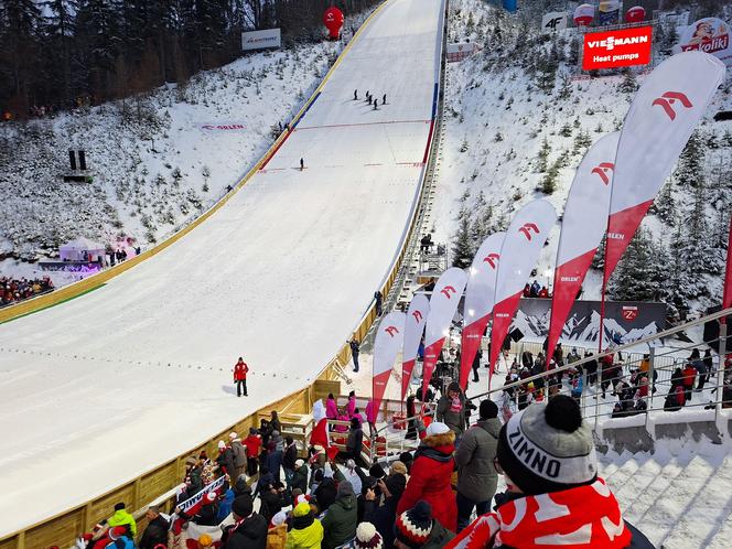 Skoki narciarskie 20‬24 w Wiśle: tak bawili się kibice  Aktywny