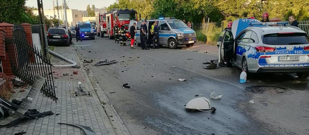 Pościg w Sieradzu. Uciekinier staranował radiowóz