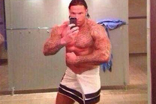 Z ringu na boisko. Tim Wiese wraca do bramki