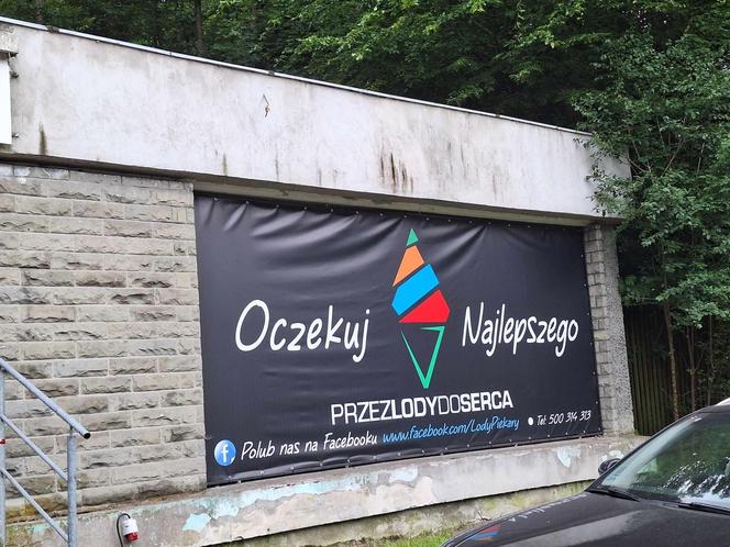 Lodziarnia "Przez Lody do Serca" powstaje w Parku Repeckim