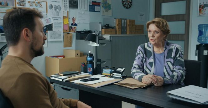 Barwy szczęścia odc. 3245. Marcin Kodur (Oskar Stoczyński), Józefina Rawiczowa (Elżbieta Jarosik)