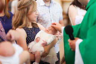 Jakie wymogi trzeba spełnić, by zostać rodzicem chrzestnym? Pełna lista