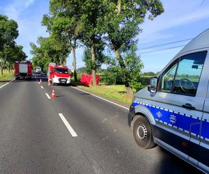 Tragiczny poranek w woj. łódzkim. Nie żyje rowerzystka potrącona przez autobus. Kierowca wyprzedzał