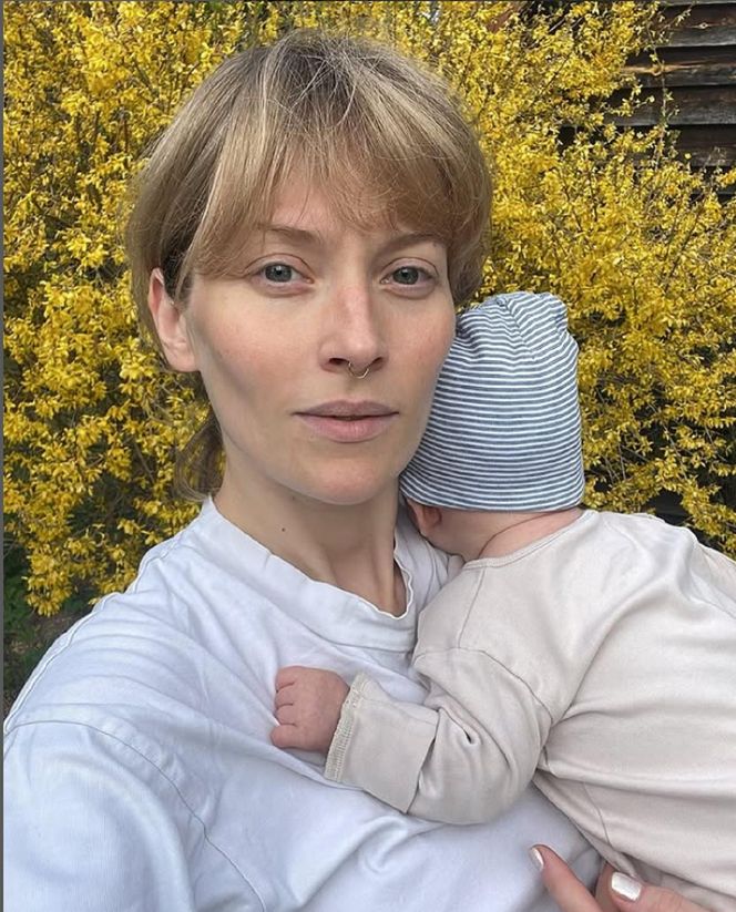 Anna Mrozowska (Renata z "Barw szczęścia) ze swoim dzieckiem