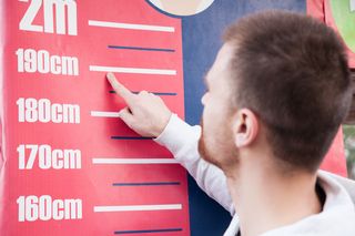 Wzrost to czynnik ryzyka aż sześciu nowotworów. Już 5 cm robi różnicę