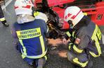 Groźny wypadek na DK 10 pod Bydgoszczą! Dwie osoby poszkodowane [ZDJĘCIA]