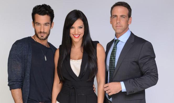 Santa Diabla. Santiago Cano (Aaron Diaz), Humberto Cano (Carlos Ponce), Santa Martinez/ Amanda Braun (Gaby Espino)