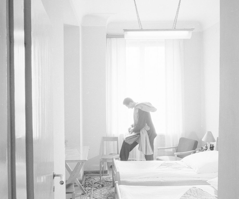 Hotel Warszawa w Prudentialu w latach 50.