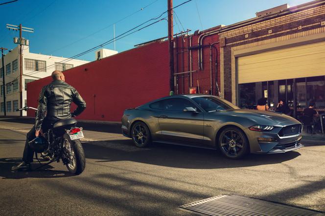 Ford Mustang lifting 2018