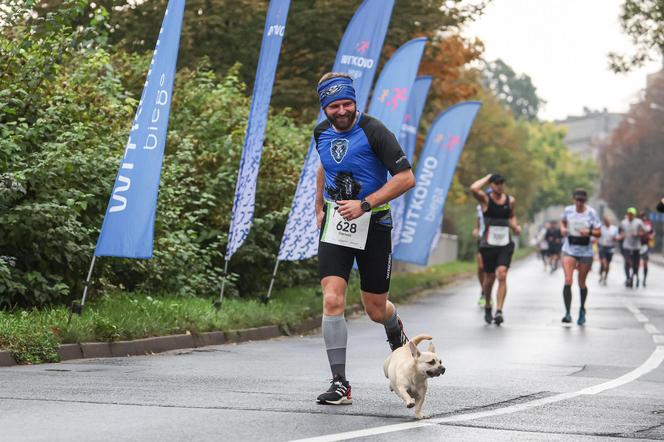 22. Poznań Maraton za nami. Tysiące biegaczy na ulicach Poznania 