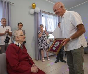 Pani Kazimiera pochodzi z Piątkowa w powiecie golubsko-dobrzyńskim, gdzie mieszka do dziś