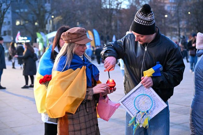 Demonstracja "Trzy lata w obronie Ukrainy" na pl. Solidarności