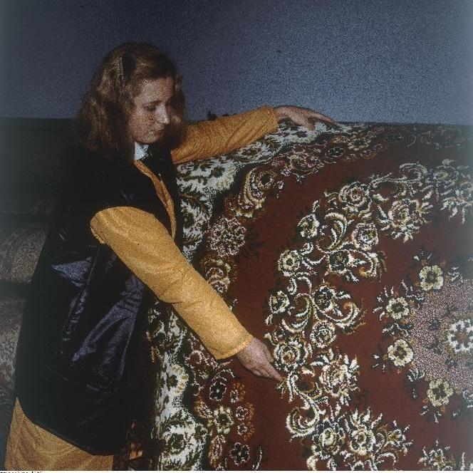 Archiwalne zdjęcia z fabryki dywanów w Białymstoku. Tak pracowano w PRL-u