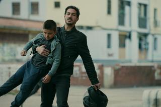 Żelazna ręka - zdjęcie z serialu Netflix