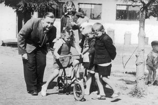 Dzieciństwo w czasach PRL-u