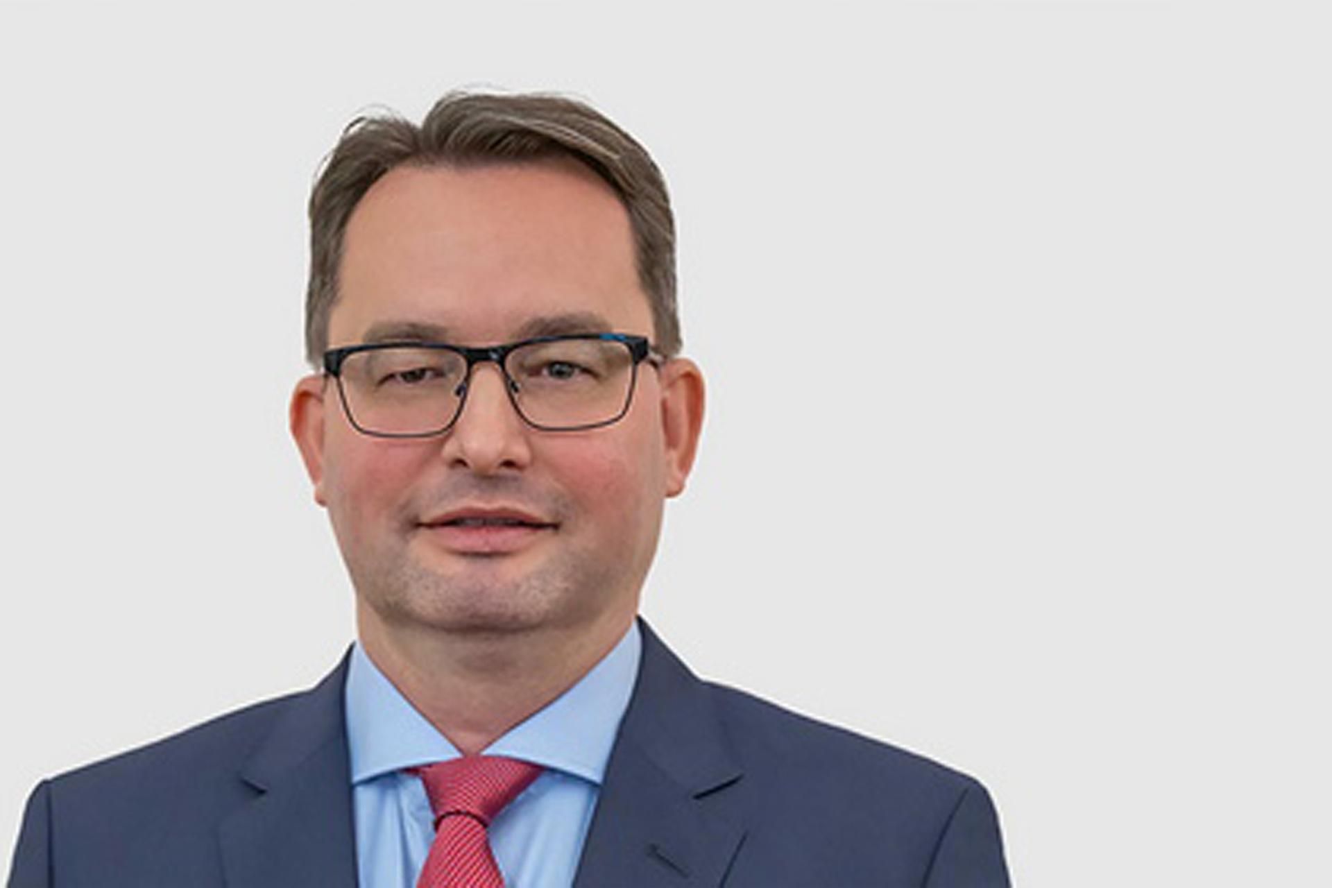 Nowy wiceminister sprawiedliwości! Sędzia Pałka wchodzi do rządu Tuska