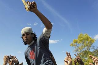 Mohamed el-Bibi zabrał Kaddafiemu złoty pistolet