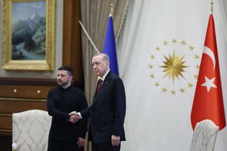 Rozmowy pokojowe w Turcji. Zełenski grzmi: Putin zlekceważył wszystkich. Pokoju nie będzie?