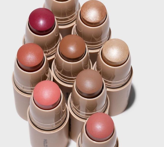 Inglot
