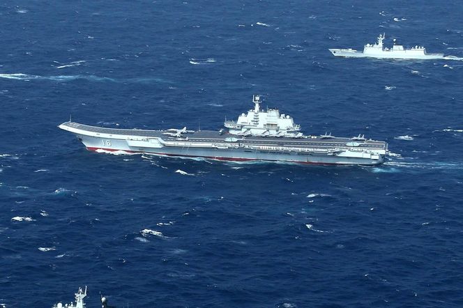 Chiński lotniskowiec Liaoning