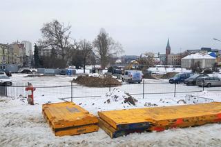 Budowa czwartego kręgu Opery Nova