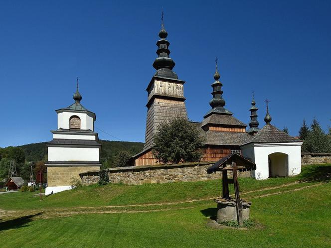 To najbardziej urokliwa wieś w Małopolsce. Znajduje się w niej najpiękniejsza cerkiew z listy UNESCO