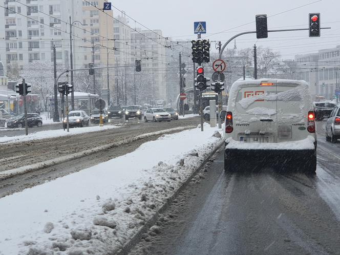 Nagły atak zimy w Warszawie. Tego nikt się nie spodziewał