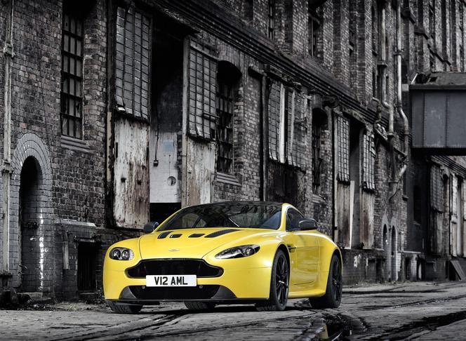 Aston Martin V12 Vantage S