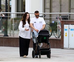 Marcin Hakiel z Dominiką i synkiem Romeo w Sopocie