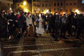 Protest kobiet w Grudziądzu! Uczestnicy blokowali skrzyżowania w centrum [ZDJĘCIA, AUDIO]