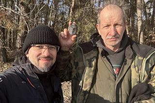 Odnalezione fragmenty meteorytu