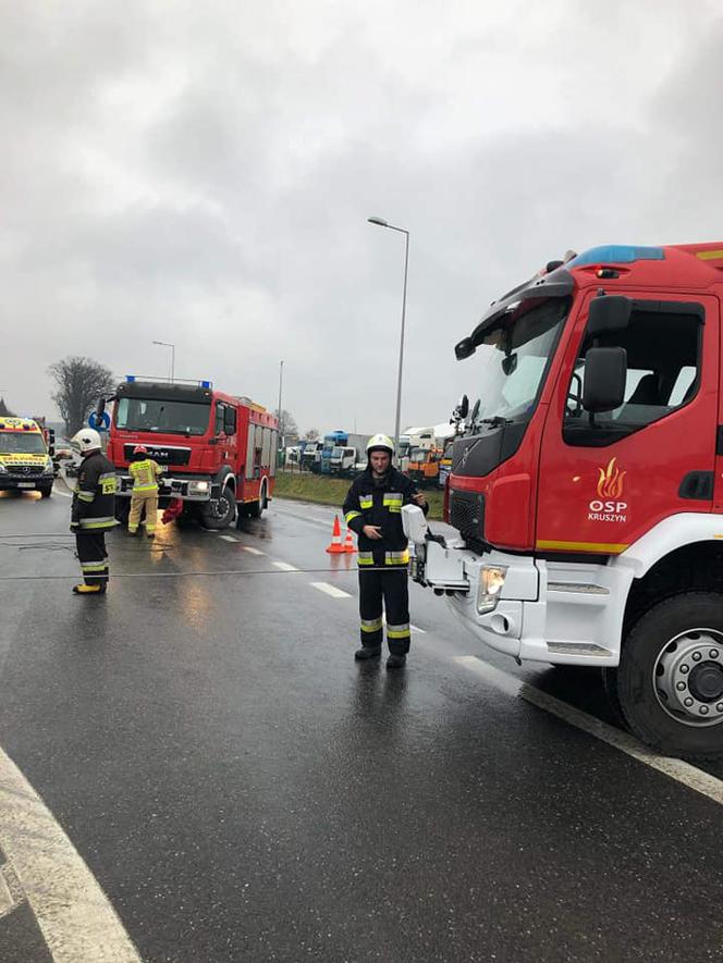 Śmiertelny wypadek cysterny z osobówką [ZDJĘCIA]