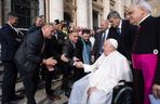 Paweł Golec wspomina papieża Franciszka. Uścisk dłoni, śpiew, błogosławieństwo