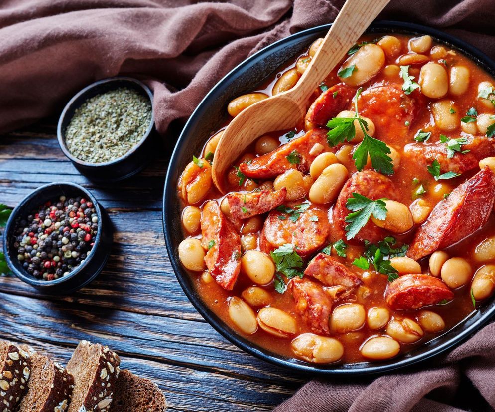 Fasola po bretońsku na szybko. Wspomoże serce i mózg