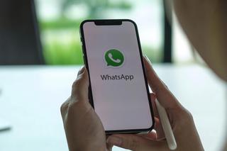 WhatsApp bardziej jak Messenger. Już niedługo dostosujemy kolor do rozmowy