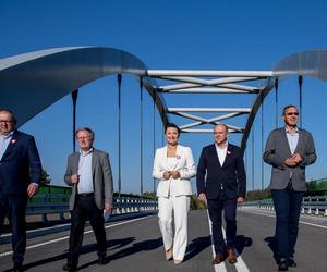 Nowy wiadukt w Hucisku (pow. bielski). Zastąpił starą, 50-letnią konstrukcję