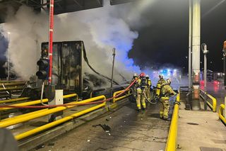 Ciężarówka w ogniu na A2