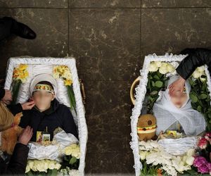 Pogrzeby ofiar ataku na Krzywy Róg