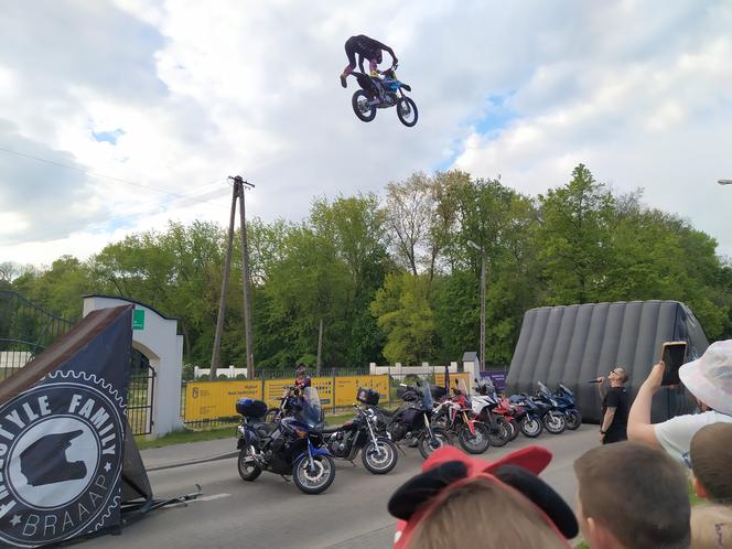 Koncerty i pokazy Freestyle Motocross w Siedlcach podczas MotoWiosny rozgrzały serca mieszkańców