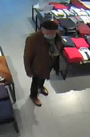 To ON nakradł na NIEBOTYCZNĄ sumę! Szuka go policja. Zobacz zdjęcia