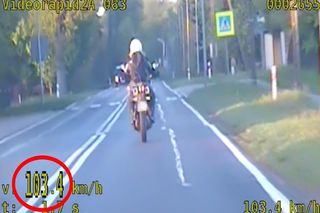  Grzał ponad 100 km/h w mieście! Nie po raz pierwszy