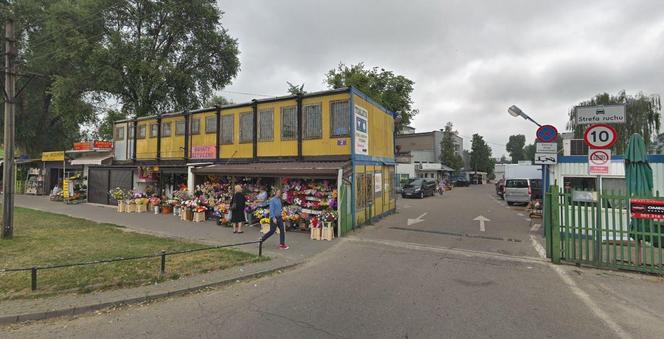 Giełda kwiatowa na Bakalarskiej