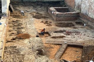 Wykopaliska u strażaków