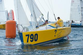 Radek Kowalczyk walczy o „Mini-Transat”