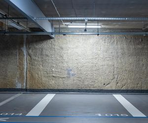 Nowy parking na Placu Powstańców Warszawy