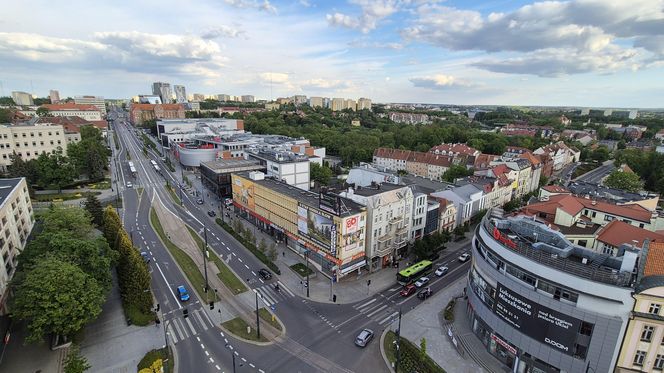 Olsztyn z lotu ptaka. Tak wygląda miasto z wieży ratuszowej