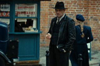 Zatoka szpiegów 2, odcinek 19. Johann (Karol Pocheć)